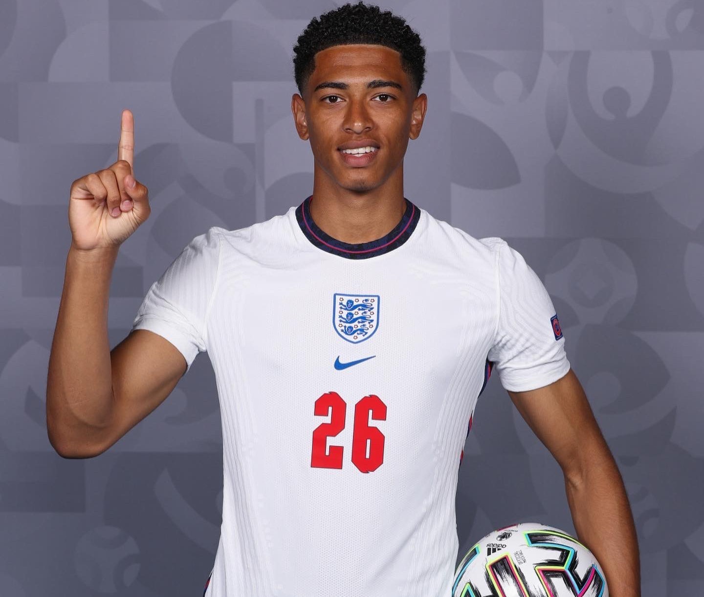 摩根：C罗的专访内容深入有很多猛料，你绝对不想错过