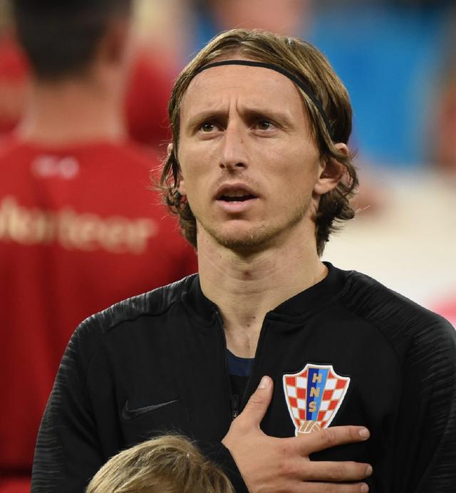 22岁巴西大中锋13场11球异军突起，安帅获完美拼图