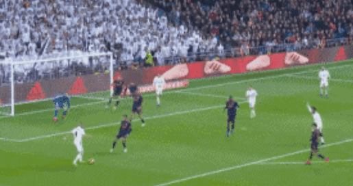 英媒：热刺有意罗德里戈和伊尔迪兹，范德芬是皇马引援目标