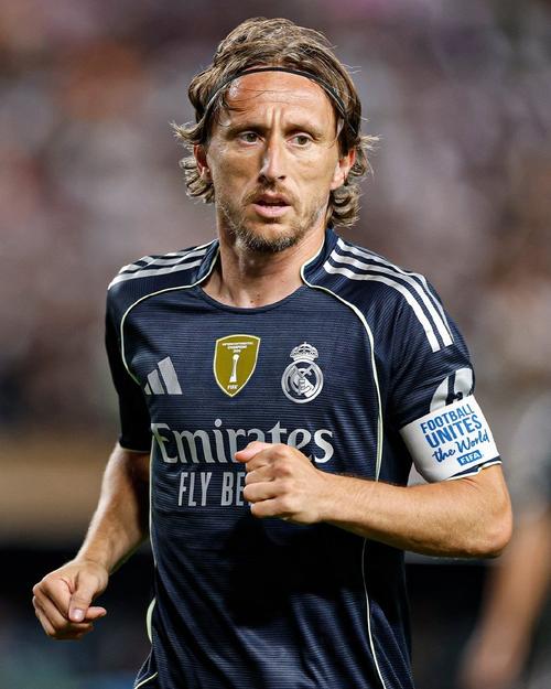 帕斯卡建议小图拉姆尝试转型，迪马尔科逐渐恢复神勇状态