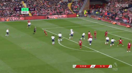 半场战报：斯洛伐克0-0北爱尔兰，双方破门乏术