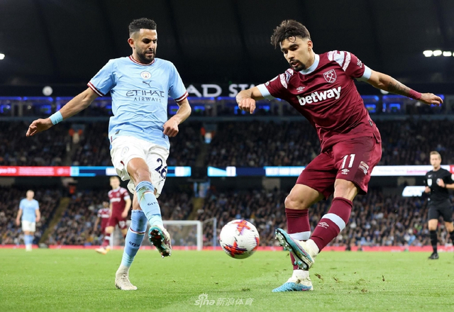 欧文突破防守造成杀伤，制造罚球